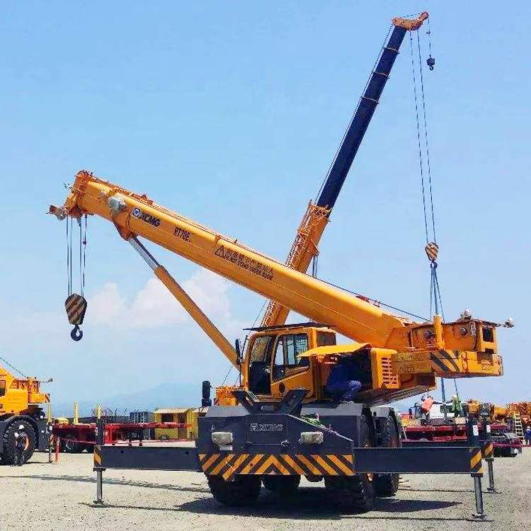 XCMG Official 25 Ton Mini Rough Terrain Crane RT25 China New Rough Crane for Sale